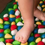 Лечение плоскостопия у детей в домашних условиях